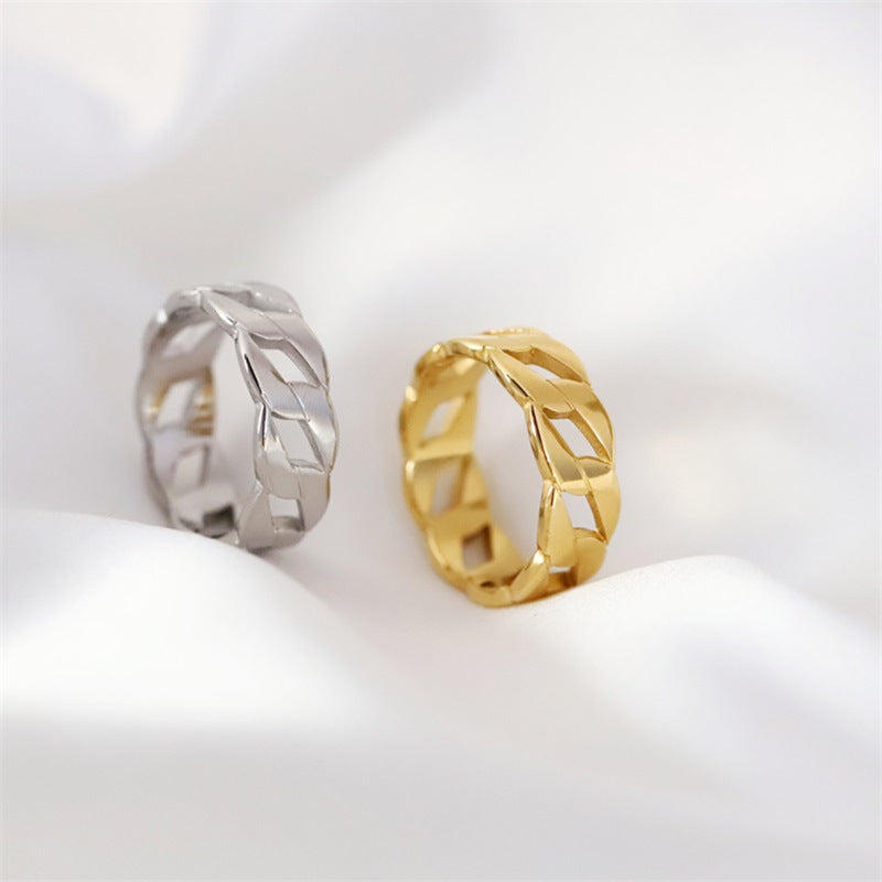 Aster Chain-Shaped Ring