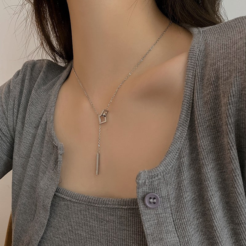 Geometrica Silver Necklace